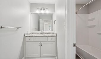 1496 Fallsbrook Ct NW, Acworth, GA 30101