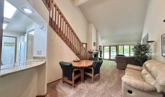 225 Emerald Meadows Dr, Arnolds Park, IA 51331