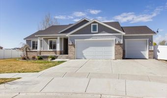 5776 Cedarwood Ln, Ammon, ID 83406