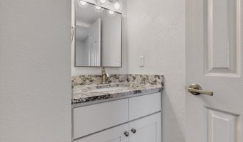 412 SESAME St SW, Albuquerque, NM 87121