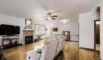 820 13th St, Berthoud, CO 80513