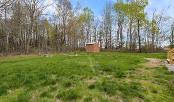 569 Benton Rd, Albion, ME 04910