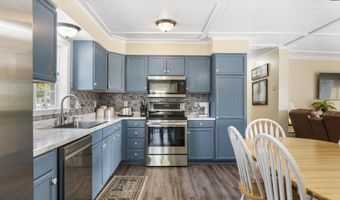 8018 Lake St, Alanson, MI 49706