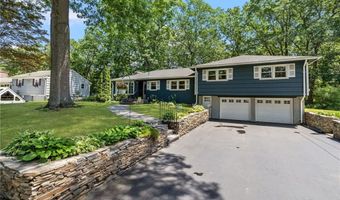 103 BIRCHWOOD Dr, North Kingstown, RI 02852