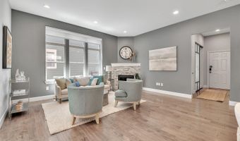 2572 Fulton St, Aurora, CO 80010