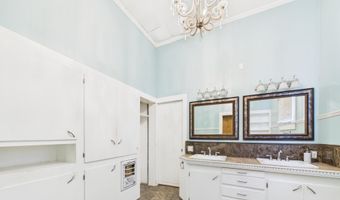 501 Fairview Ave, Abbeville, LA 70510