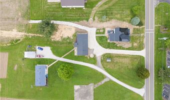 5785 Beechwood Ave, Alliance, OH 44601