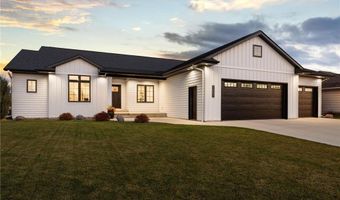 1007 28th St SW, Austin, MN 55912