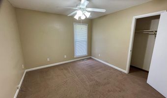 17556 Fairway Dr, Athens, AL 35613