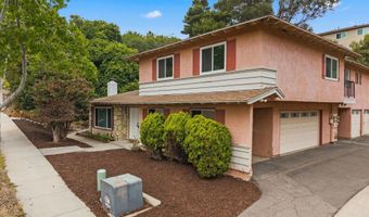 2134 Via Robles, Oceanside, CA 92054