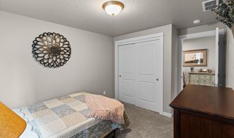 7611 W Corona Dr, Boise, ID 83709