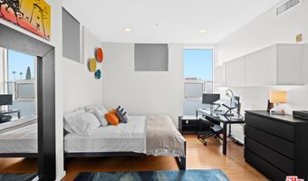 140 S Gramercy Pl 1, Los Angeles, CA 90004