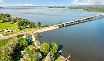 321 E Alburgh Rd, Alburgh, VT 05440