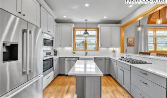 196 Whispering Streams Dr 2, Fleetwood, NC 28626