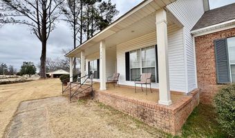 306 Hickory Ln, Batesville, MS 38606