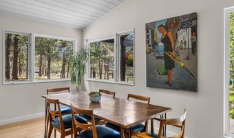 18943 Martingale Cir, Bend, OR 97703