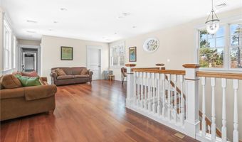 116 Nayatt Rd, Barrington, RI 02806