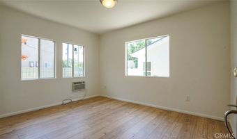 856 W 47th St, Los Angeles, CA 90037