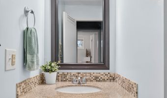 426 N 14th Ave, Beech Grove, IN 46107