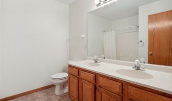 1308 9th Avenue Pl SE, Altoona, IA 50009