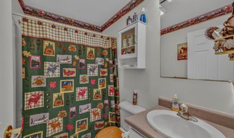 159 James St, Bethlehem, NH 03574