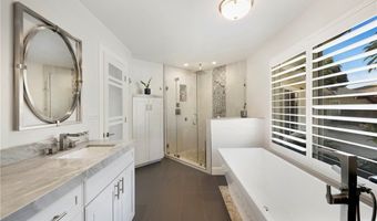 1864 Laurel Rd, Oceanside, CA 92054
