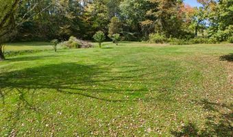 203 Edgewood St, Ballard, WV 24918