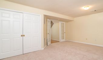 5552 JOWETT Ct, Alexandria, VA 22315