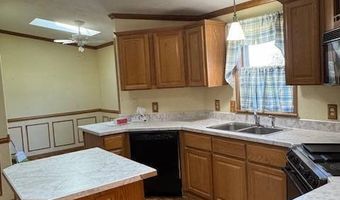 9 Valley Rd, Douglas, WY 82633