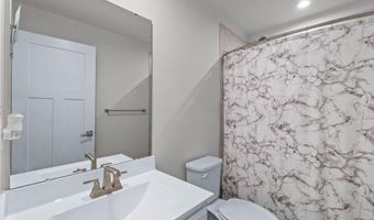 6247 ISLINGTON St, Baltimore, MD 21220