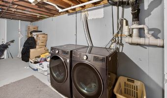 9 Milton Rd, Barrington, RI 02806