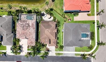 6116 LAGOMAR Ln, Apollo Beach, FL 33572