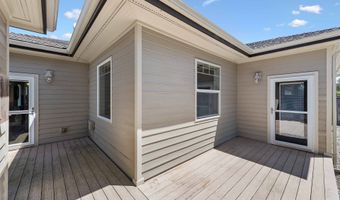 847 CARTER St, Bandon, OR 97411