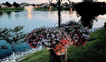 7386 Lake Lakota Pl, Indianapolis, IN 46217