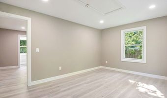 5 Fawn Rd, Alloway, NJ 07422