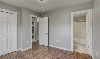 4005 GOLDEN Ct, Cheyenne, WY 82001