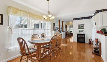 61 Pond Rd, Albion, ME 04910