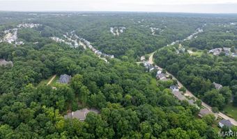 700 Old Kiefer Creek Rd, Ballwin, MO 63021