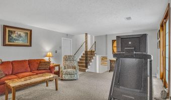 71 OBSIDIAN Dr, Chambersburg, PA 17202