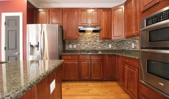 3800 ELMWOOD TOWNE Way, Alexandria, VA 22303