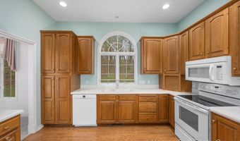 9200 Bailey Dr NE, Ada, MI 49301