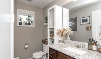 2714 NW Lois Ln, Ankeny, IA 50023
