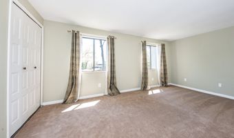 21 Harbour Vlg C, Branford, CT 06405