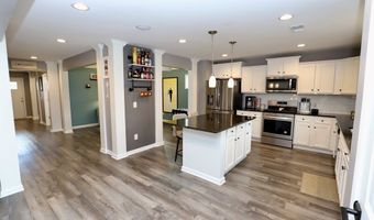 41 High Point Dr, Camden, SC 29020