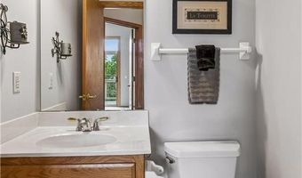 13122 Evermoor Pkwy, Apple Valley, MN 55124