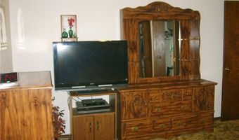 301 S 3rd St, Arma, KS 66712