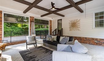 4401 Town And Country Dr, Charlotte, NC 28226