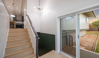 98-1743 Ulu St, Aiea, HI 96701
