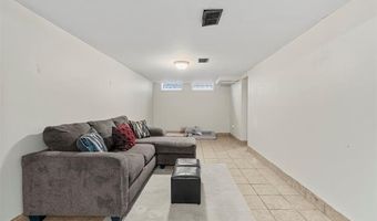 15570 Angelique Ave, Allen Park, MI 48101