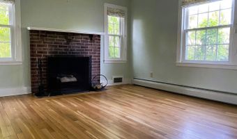 17 US Route One, Falmouth, ME 04105